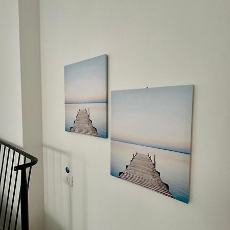 Comfy Blue Sarande Apartment Bagian luar foto