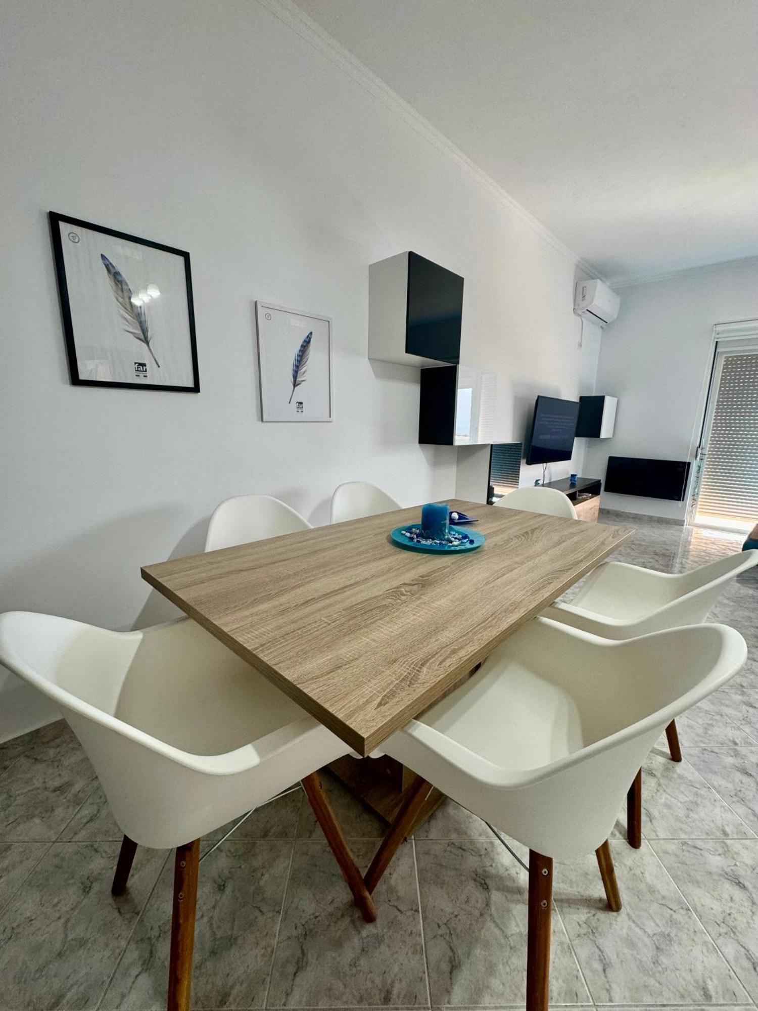 Comfy Blue Sarande Apartment Bagian luar foto