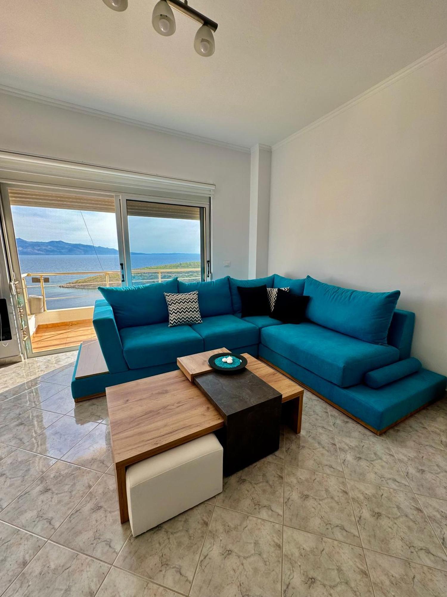 Comfy Blue Sarande Apartment Bagian luar foto