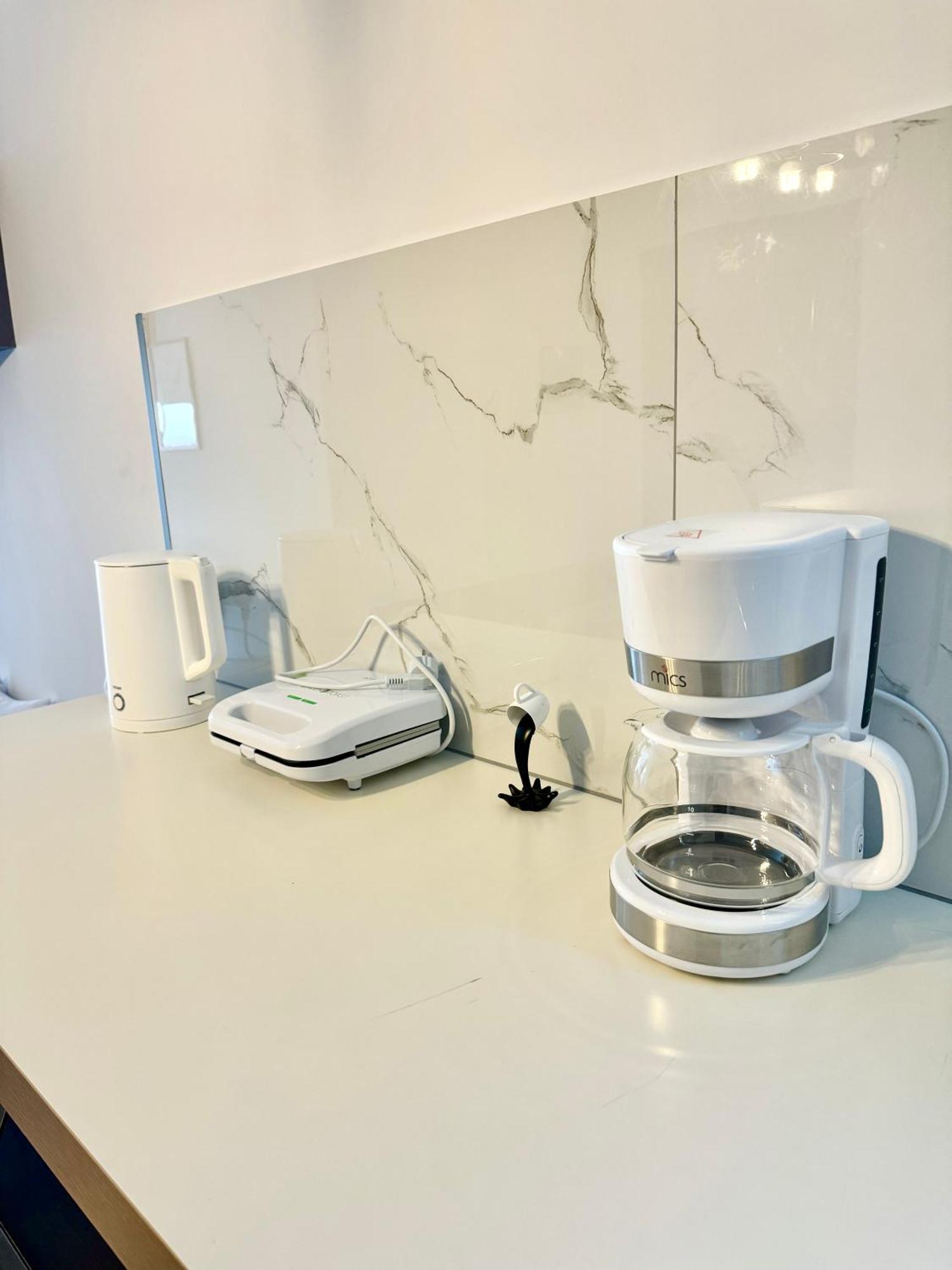 Comfy Blue Sarande Apartment Bagian luar foto
