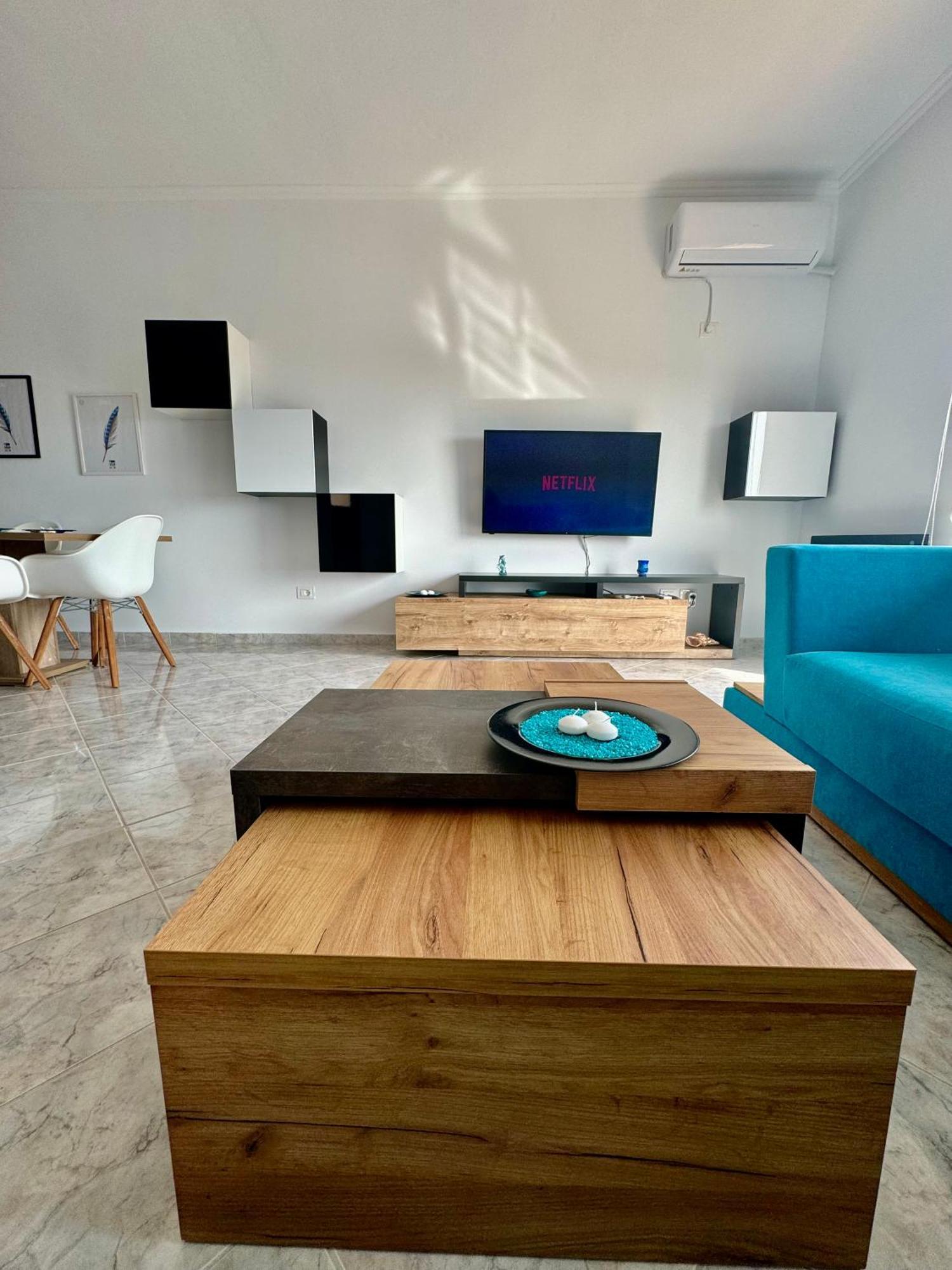 Comfy Blue Sarande Apartment Bagian luar foto